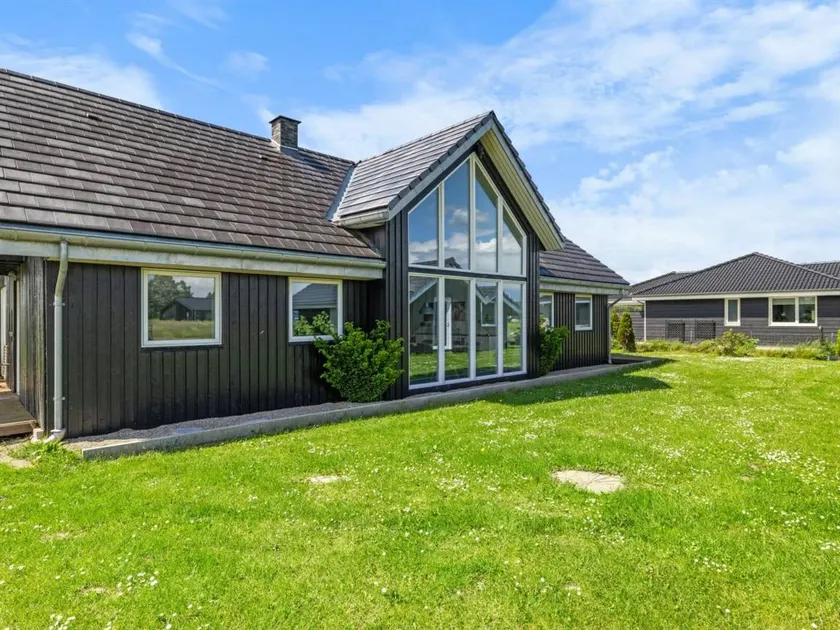 Child-friendly nice holiday home with private pool, BBQ & sauna - Image 1