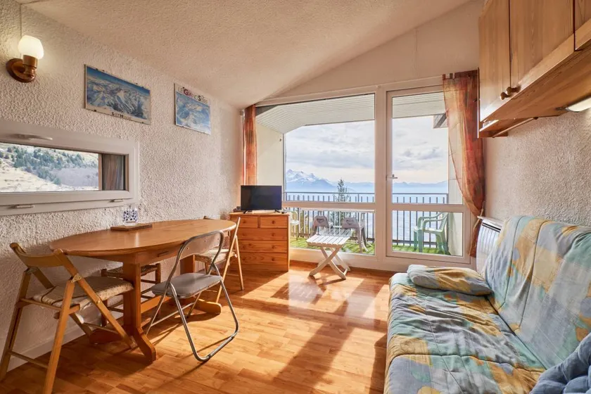 Charming apartment with BBQ | Lake view | Pets are welcome - Image 1