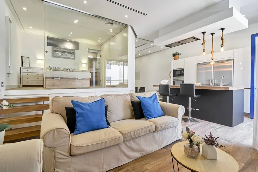 Voll ausgestattete charmante Ferienwohnung mit Terrasse | Nah am Strand - Image 1