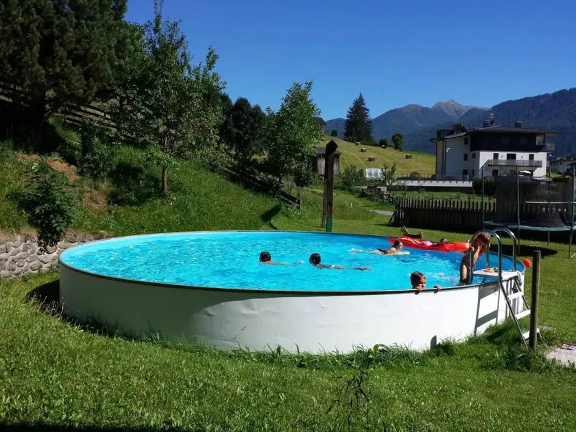 Fantástico apartamento apta para familias con jardín, piscina y barbacoa | Vistas a la montaña | Adaptado para teletrabajar - Image 1