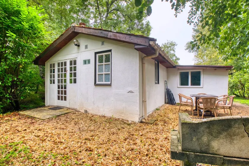 Family-friendly nice cottage with terrace, garden & pool | Garden view | Pets are welcome - Image 1