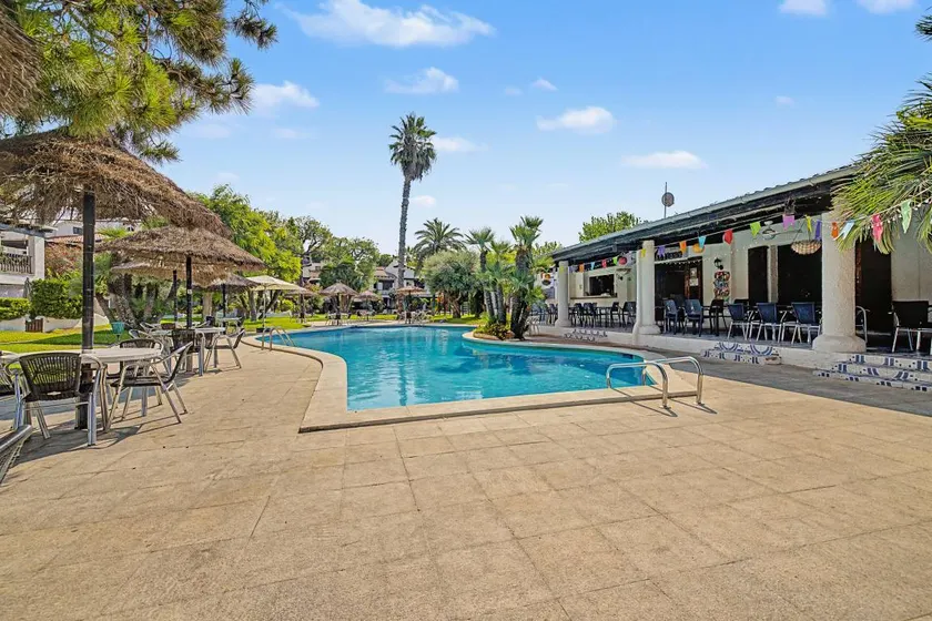 Holiday home with terrace, garden & pool | Garden view - Image 1