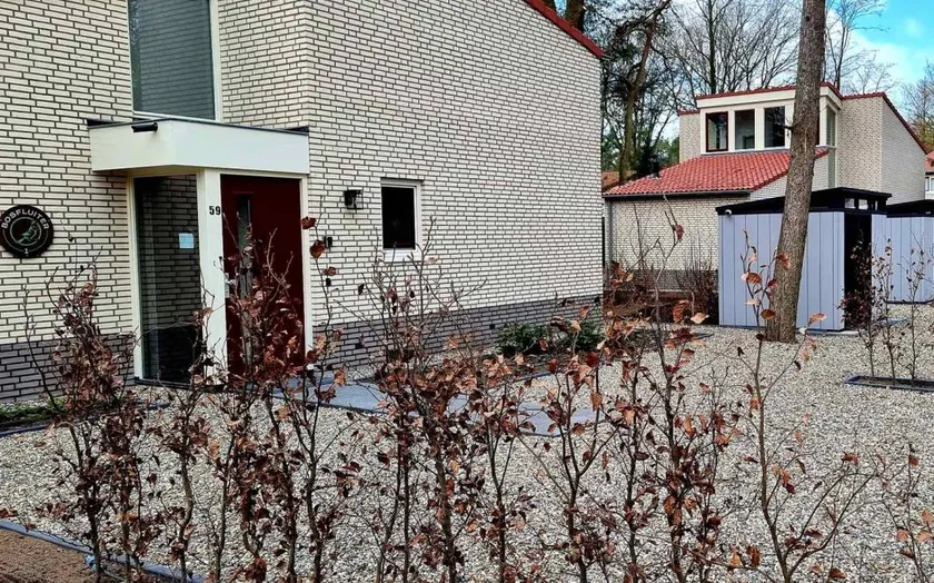 Family-oriented house with sauna, terrace & garden - Image 1