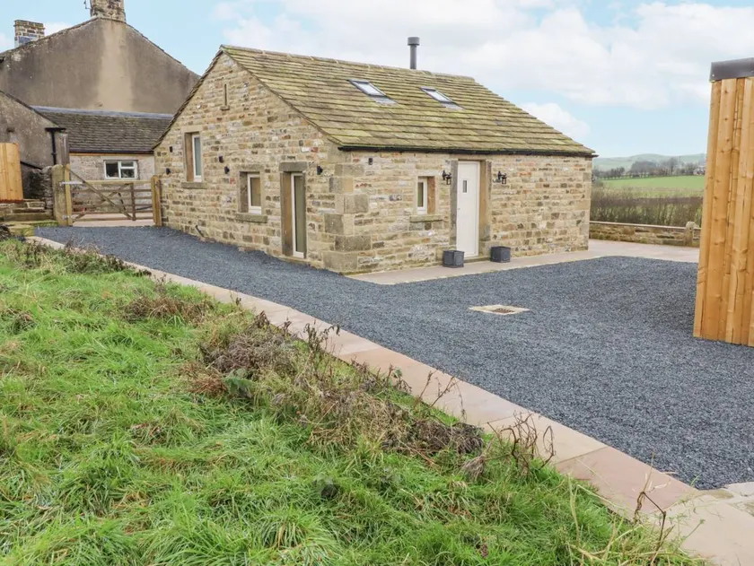 Child-friendly cottage with garden - Image 1