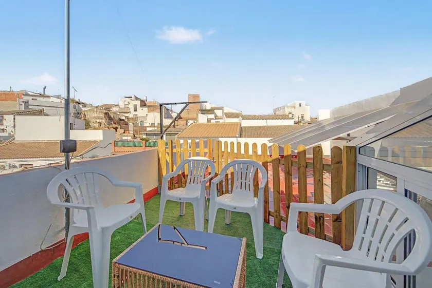 Beautiful apartment | Perfect for remote work - Image 1