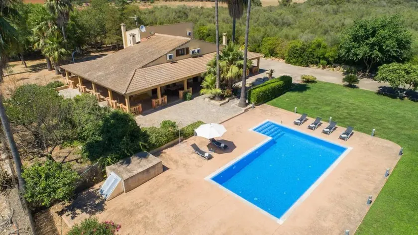 Fully equipped finca with BBQ, private pool & terrace | Mountain view | Pets are welcome - Image 1