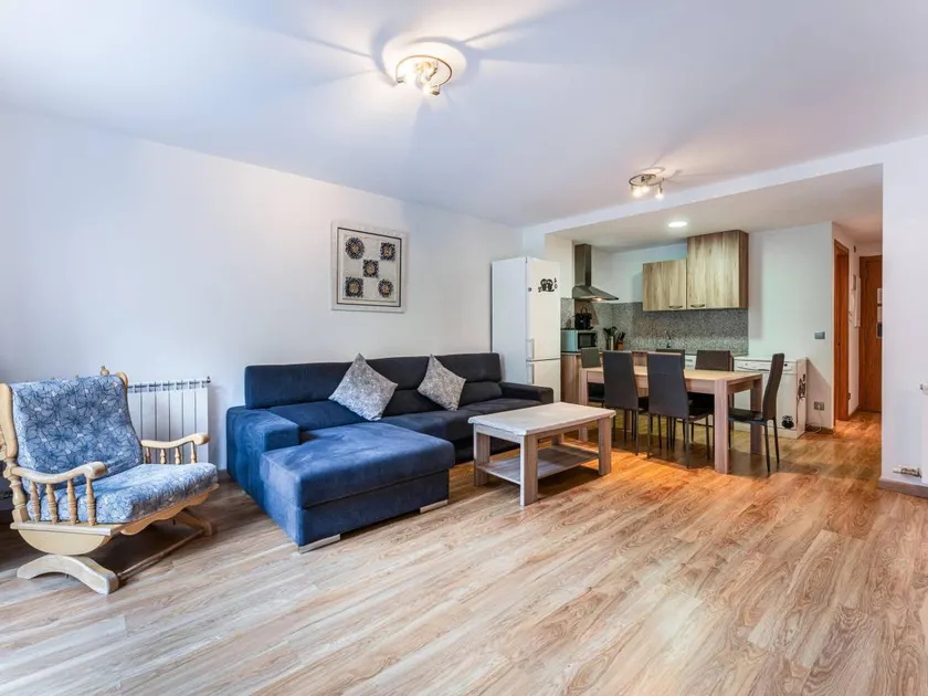Barthe Holidays I Bonito apartamento con vistas en Arinsal 6PAX a pie de pistas, parking gratis I Riba - Image 1