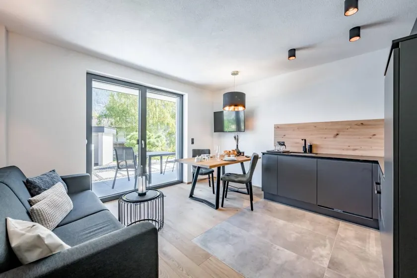 Family-oriented beautiful apartment with terrace & sauna - Image 1