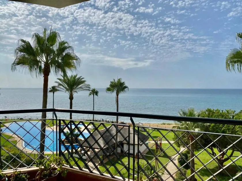 Apartment in Sitio de Calahonda Sleeps 4 includes Swimming pool Air Con and WiFi 8 - Image 1