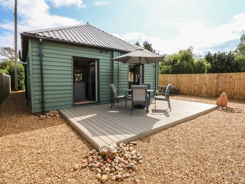 Children-friendly cottage with garden | Beach view | Pets are welcome - Image 1