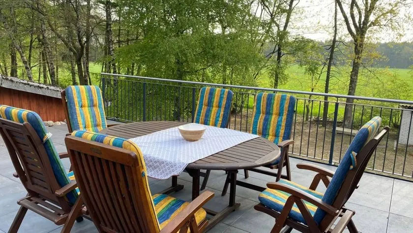 Holiday apartment with barbeque, garden & terrace | Panoramic view - Image 1