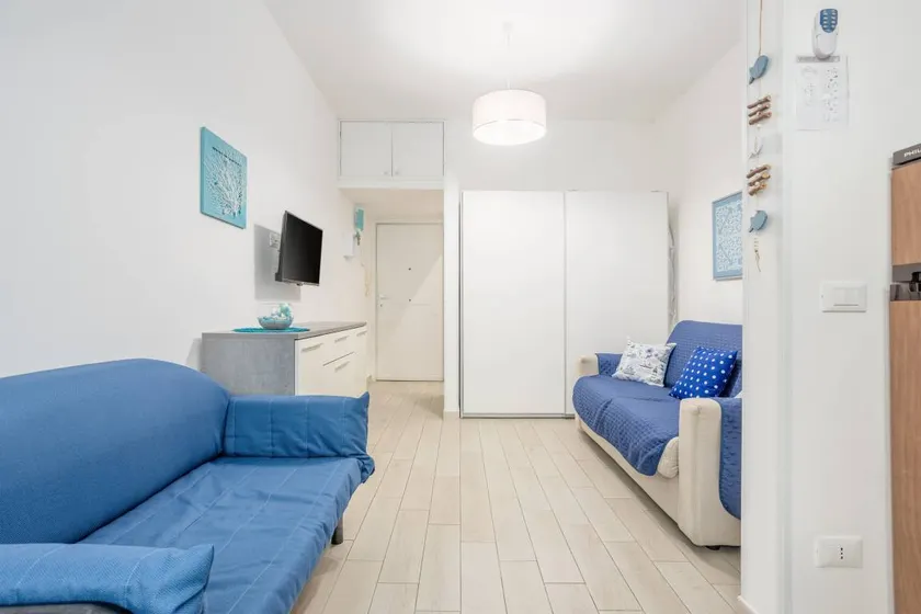 Studio avec terrasse, jardin et piscine | Vue mer - Image 1