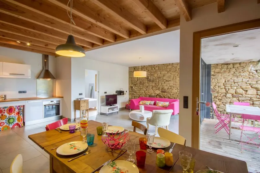 Gite with terrace & garden - Image 1