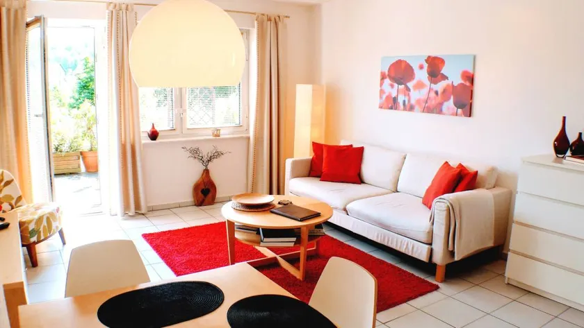 Holiday apartment with barbeque & terrace - Image 1