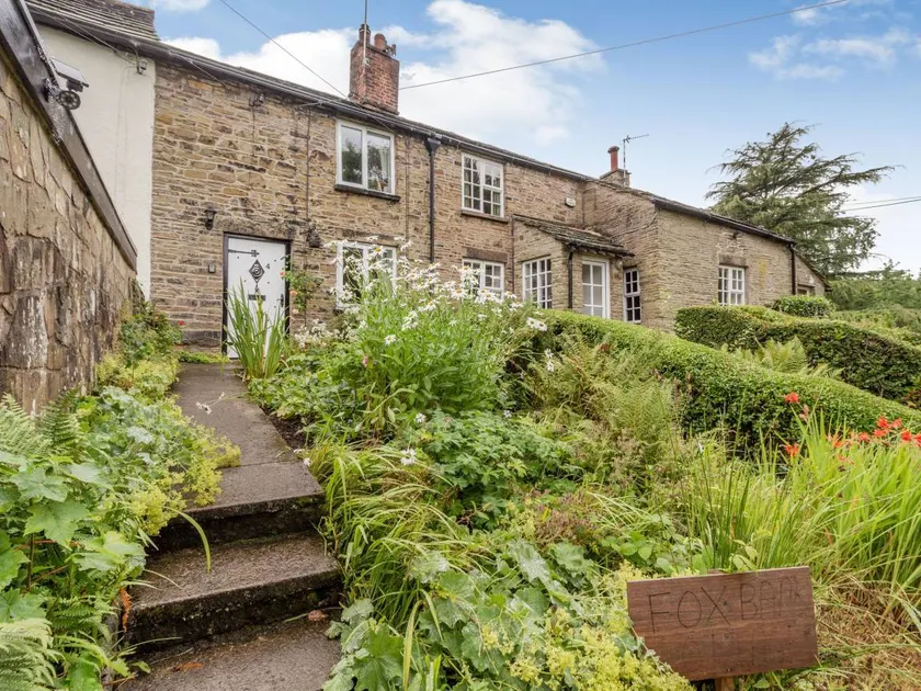 Family-friendly charming cottage with garden | Pets allowed - Image 1