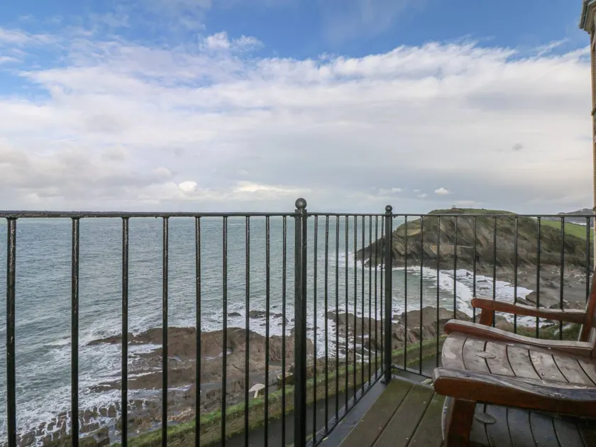 Family-oriented cottage | Beach view | Next to the beach - Image 1