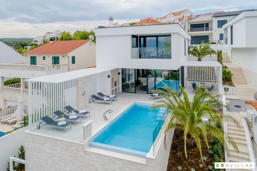 Villa conviviale et familiale avec barbecue | Vue sur l'eau | Plage à proximité - Image 1
