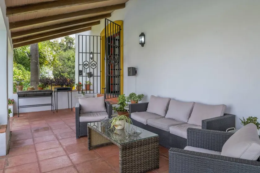 Country House 'Cortijo La Dehesa Del Pilar' with Mountain View, Private Pool and Wi-Fi - Image 1