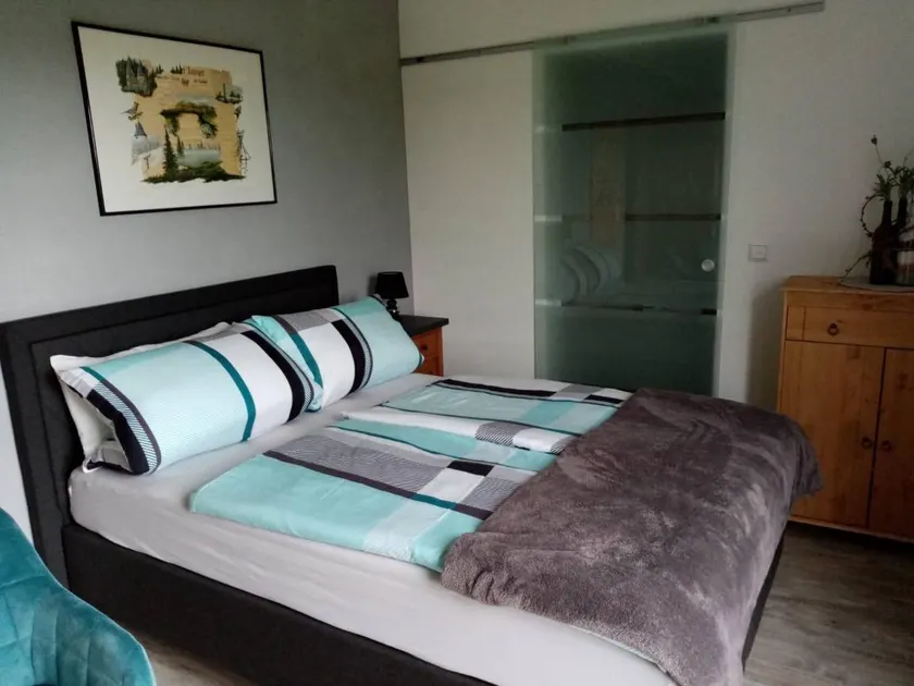 Holiday apartment with garden & terrace - Image 1