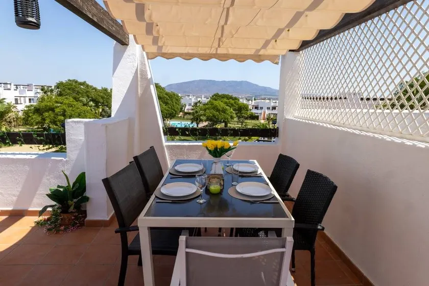 Child-friendly charming flat with garden, terrace & pool | Mountain view - Image 1