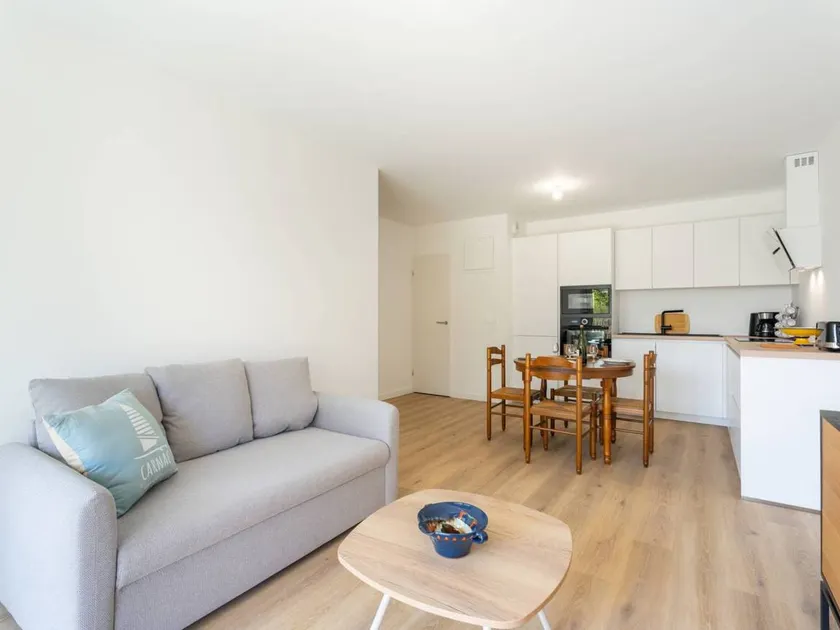 Holiday apartment with garden - Image 1