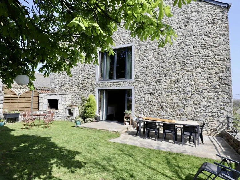 Charming cottage in Gimnée. - Image 1