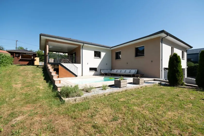Family-oriented lovely cottage with garden, pool & terrace | Garden view | Pet-friendly - Image 1