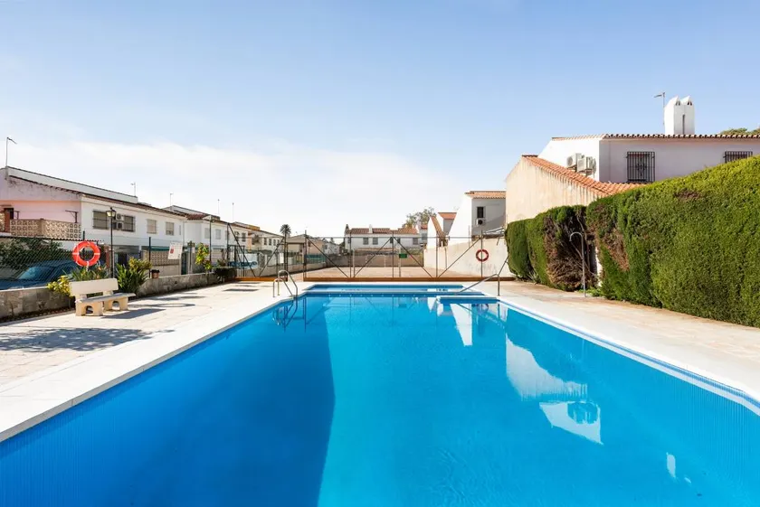 Voll ausgestattetes Ferienhaus mit Pool, Grill und Terrasse | Strand in der Nähe | Haustiere erlaubt - Image 1