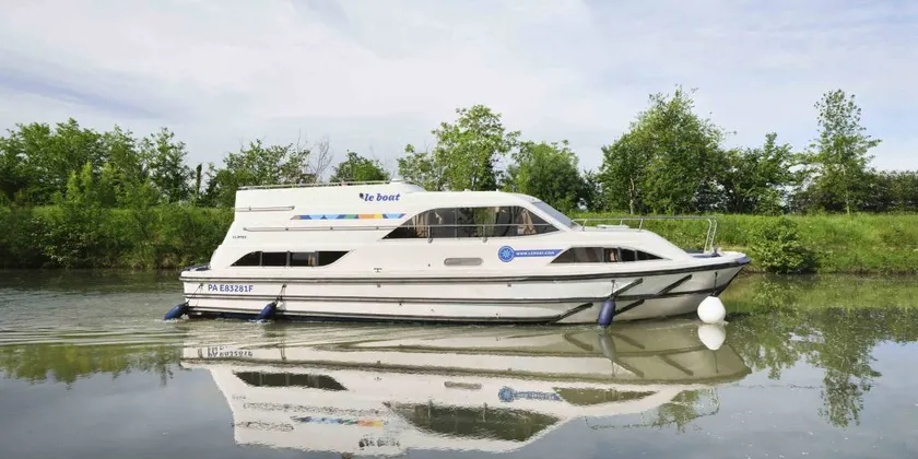 Family-friendly beautiful boat with terrace & garden | Dogs allowed - Image 1