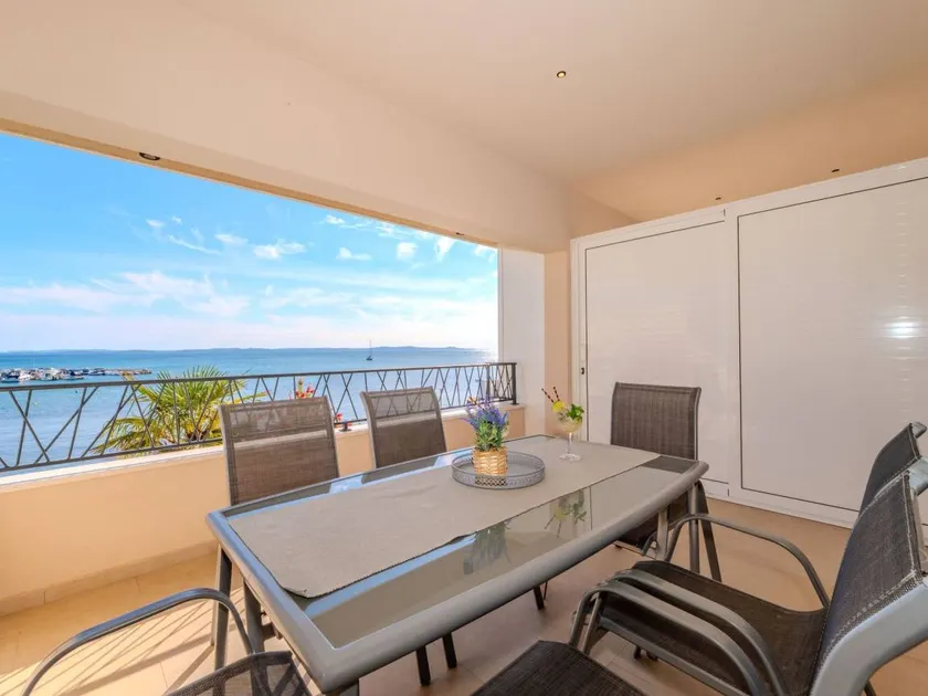 Apartamento con 2 habitaciones para 5 personas - Image 1