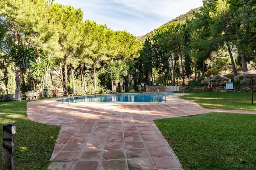 House with terrace, garden & pool | Garden view - Image 1