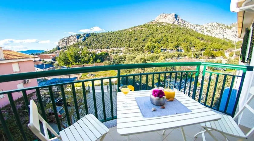 Flat with 2 rooms for 5 persons - Image 1