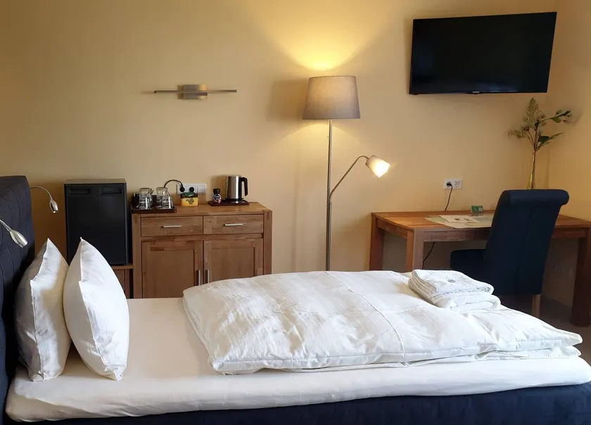 Premium Doppelzimmer Möhnetalblick - inklusive Frühstück! - Image 1