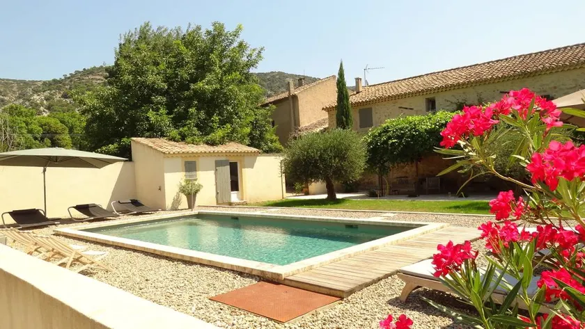 Holiday home with garden, BBQ & private pool | Beach view - Image 1