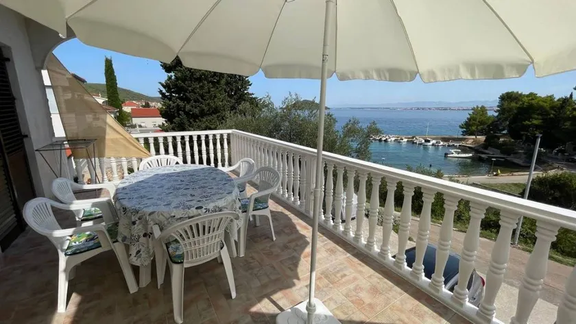 Pleasant flat with barbeque & terrace | Sea view | Pet-friendly - Image 1