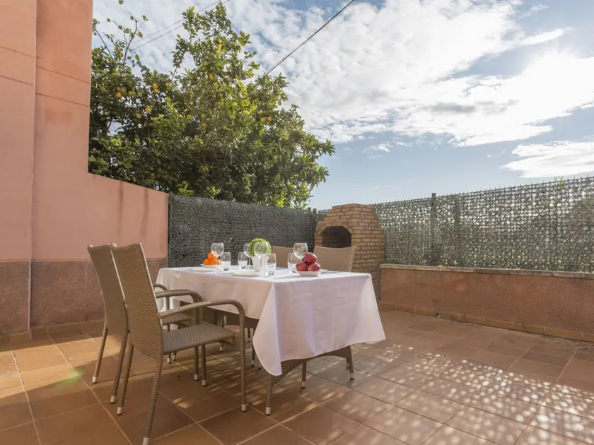 Ferienhaus mit Garten, Terrasse und Grill - Image 1