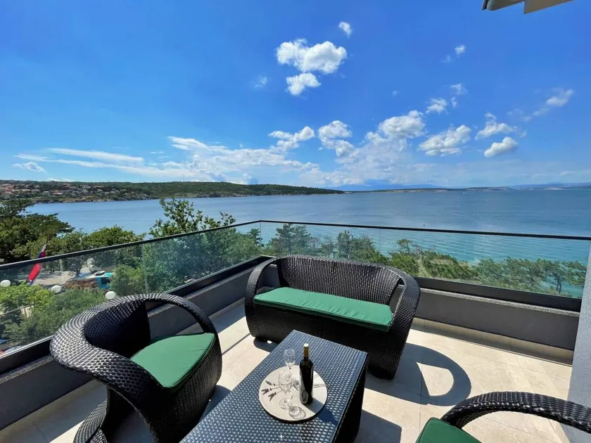 Apartment with pool | Sea view | Beach nearby - Image 1