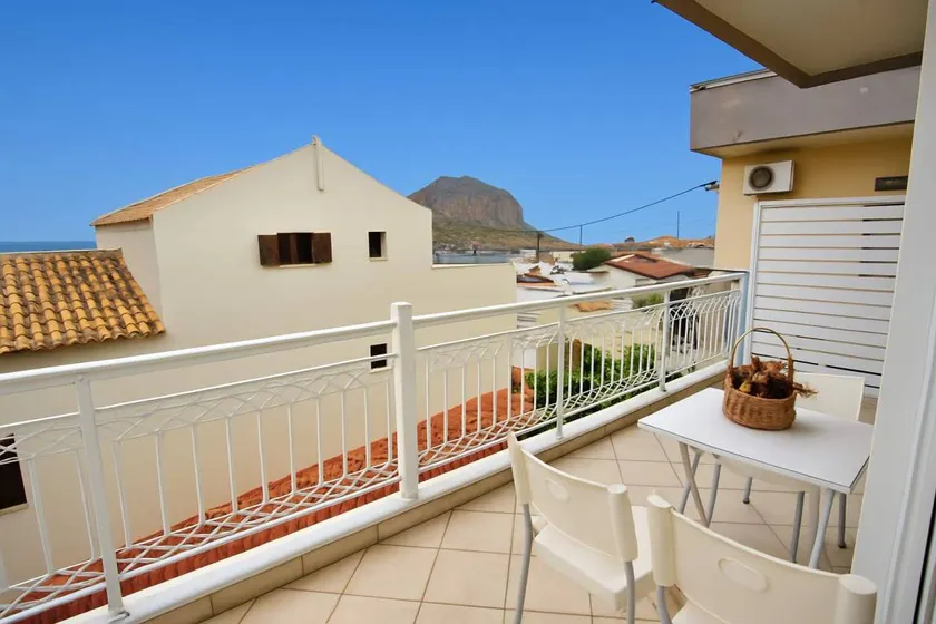 Holiday apartment with 2 bedrooms for 4 persons - Image 1