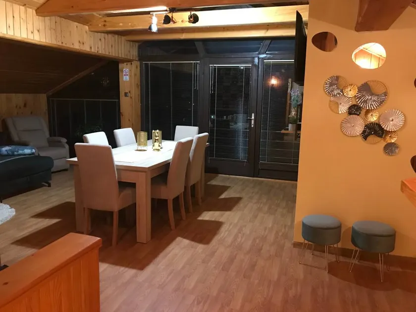 Apartment mit Terrasse, Whirlpool und Grill - Image 1