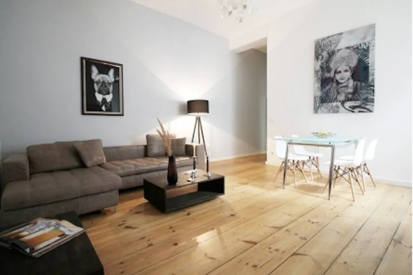 Agréable appartement entièrement équipé avec terrasse et jardin - Image 1