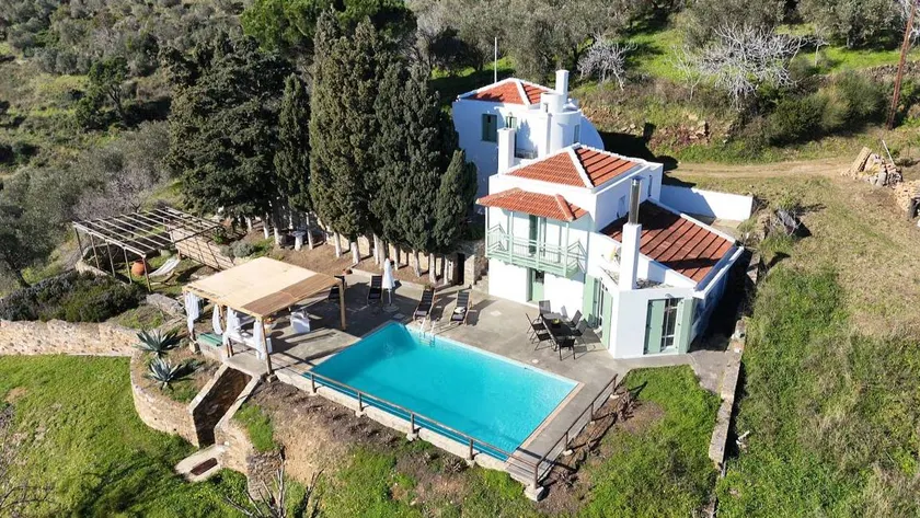 Villa Anemopili with amazing sea view close to town and beaches. Private parking. - Image 1
