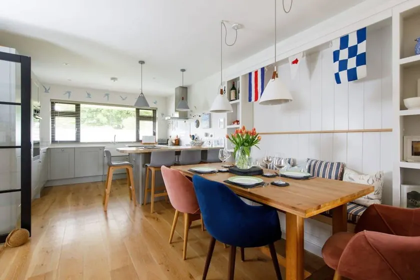 Child-friendly beautiful holiday home with terrace, fast internet & BBQ | Sea view - Image 1