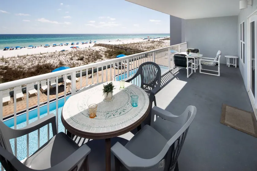 Appartement de vacances convivial et familial avec piscine chauffée et barbecue | Vue plage | À côté de la plage - Image 1