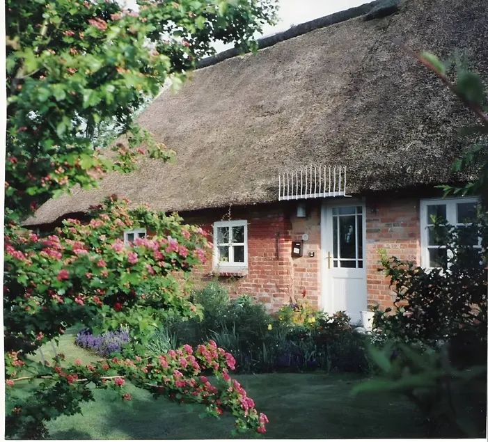 Studio with garden | Garden view - Image 1