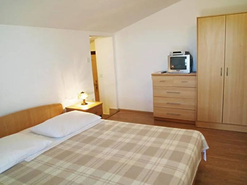 Beautiful flat with terrace - Image 1