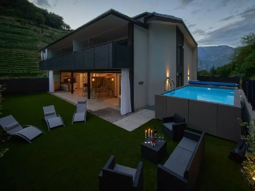 Fully equipped flat with garden, private pool & sauna | Pets allowed - Image 1