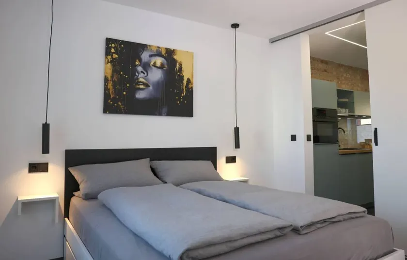 Moderne Ferienwohnung im Stadtzentrum Ilmenau mit Balkon und Wallbox für E-Autos - Image 1