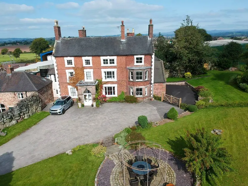 Child-friendly nice cottage with garden - Image 1