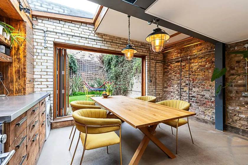 Family-oriented holiday apartment with garden - Image 1