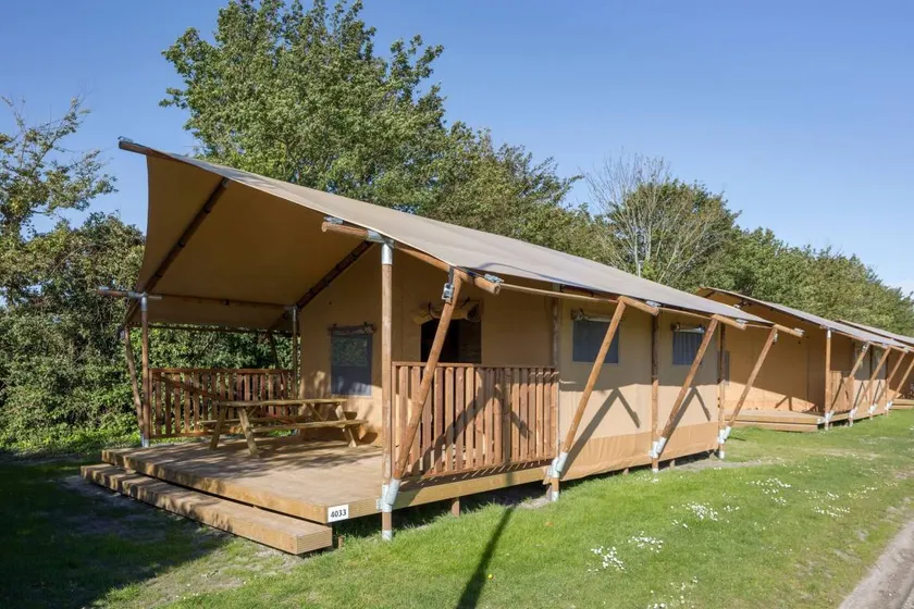 Chalet mit Garten und Pool - Image 1